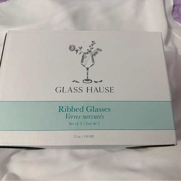 Elegant Blue Glass Tumblers - Picture 2 of 5